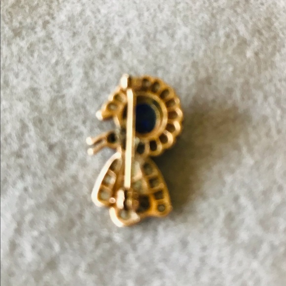 - Vintage 14k Gold Diamonds and Blue Sapphire Ribbon Shaped Tie Pin Reduce… - Picture 4 of 7